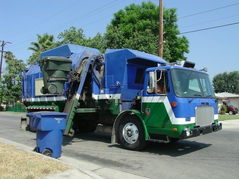 Professional waste removal services in Feltham
